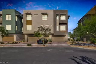 Photo #1: 2494771 Listing 