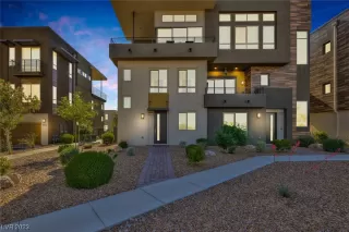 Photo #3: 2494771 Listing 