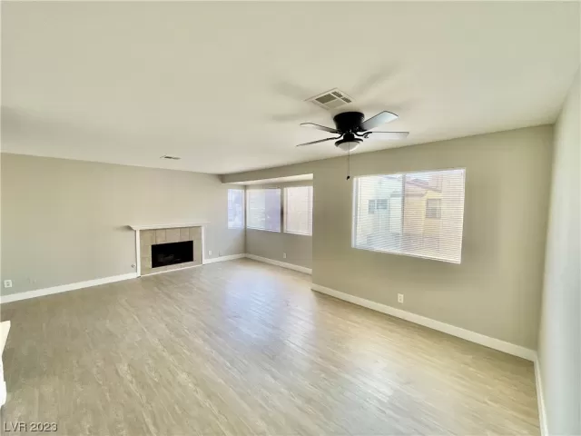 MLS: 2494773 Condo For Sale