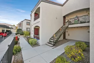 Photo #1: 2494791 Listing 