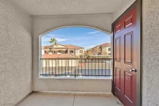 Photo #4: 2494791 Listing 