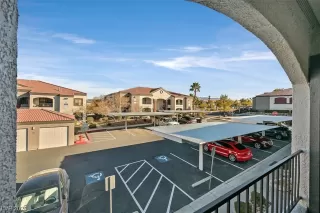 Photo #5: 2494791 Listing 