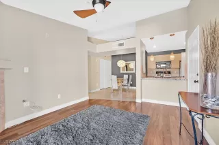 Photo #6: 2494791 Listing 