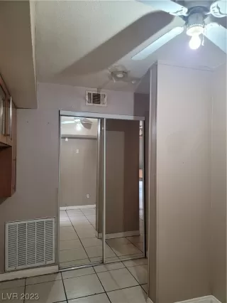 Photo #3: 2494826 Listing 