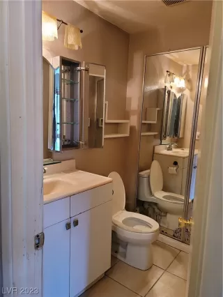 Photo #6: 2494826 Listing 