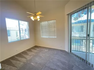 Photo #2: 2494871 Listing 