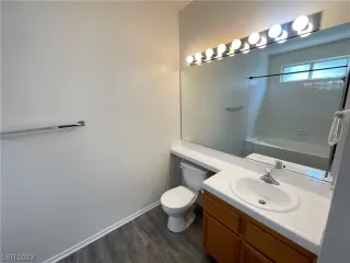 Photo #4: 2494871 Listing 