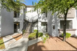 Photo #1: 2494885 Listing 