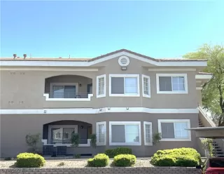 Photo #1: 2494916 Listing