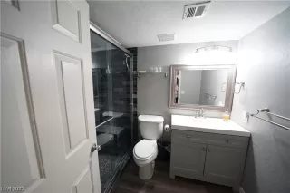 Photo #4: 2494936 Listing 