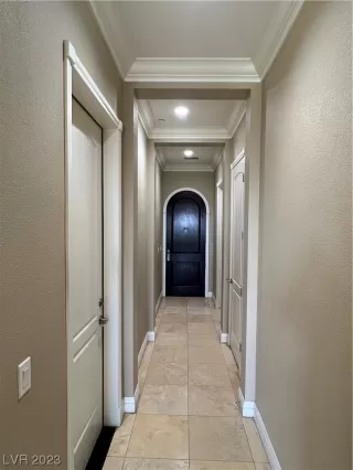 Photo #2: 2494949 Listing 