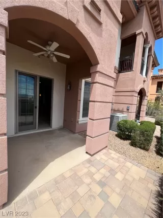 Photo #5: 2494949 Listing 