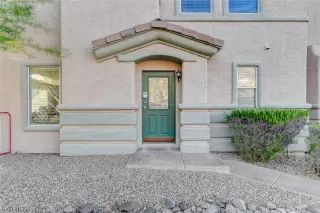 Photo #1: 2494971 Listing 