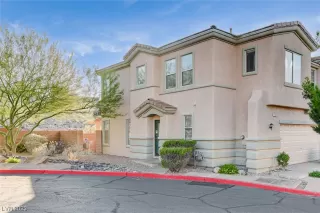 Photo #3: 2494971 Listing 