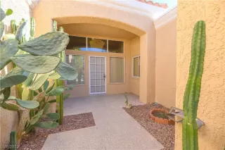 Photo #1: 2495024 Listing 