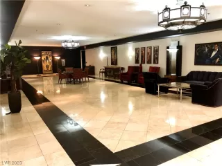 Photo #5: 2495053 Listing 