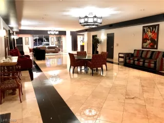 Photo #6: 2495053 Listing 