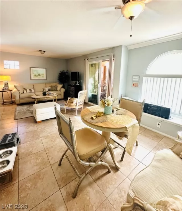 MLS: 2495091 Condo For Sale