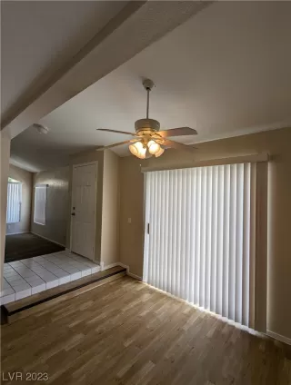 Photo #5: 2495107 Listing 