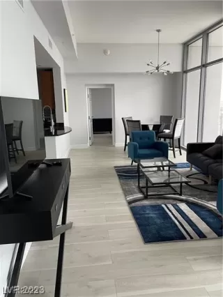 Photo #1: 2495114 Listing 