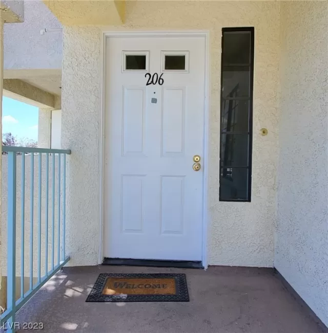 MLS: 2495130 Condo For Sale