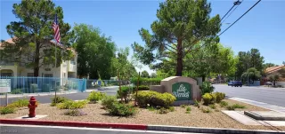 Photo #1: 2495130 Listing 