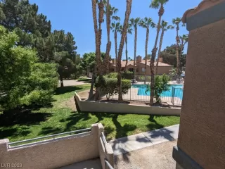 Photo #3: 2495146 Listing 