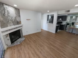 Photo #4: 2495146 Listing 