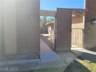 Photo #4: 2495199 Listing