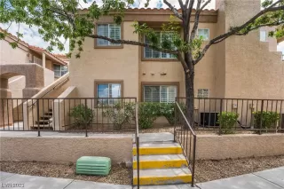 Photo #1: 2495201 Listing 
