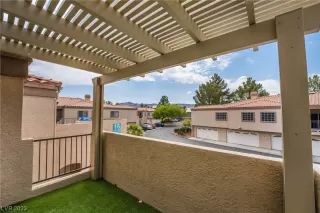 Photo #6: 2495201 Listing 
