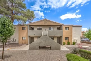 Photo #2: 2495228 Listing 