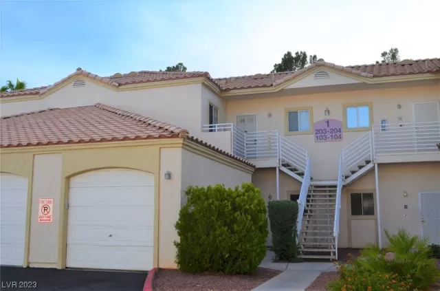MLS: 2495233 Condo For Sale