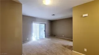 Photo #6: 2495233 Listing 