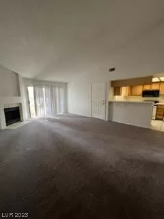 Photo #4: 2495238 Listing 