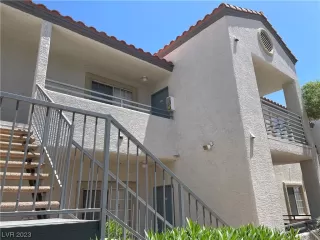 Photo #1: 2495260 Listing 