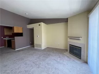 Photo #2: 2495260 Listing 