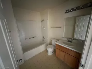 Photo #4: 2495260 Listing 