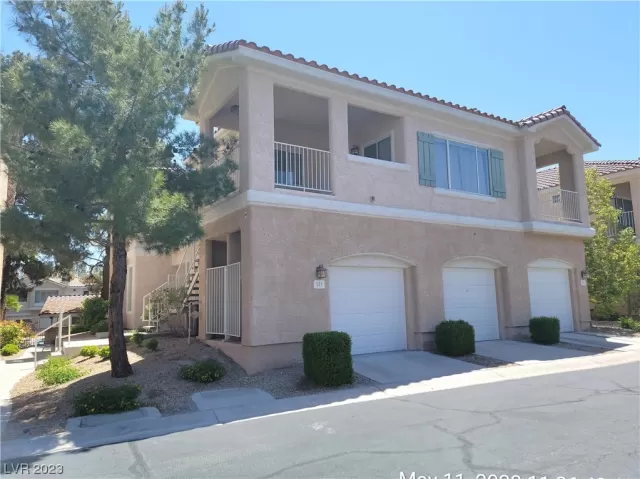 MLS: 2495273 Condo For Sale