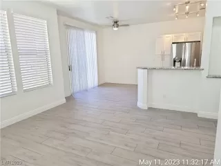 Photo #2: 2495273 Listing 