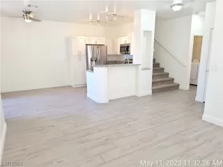 Photo #3: 2495273 Listing 