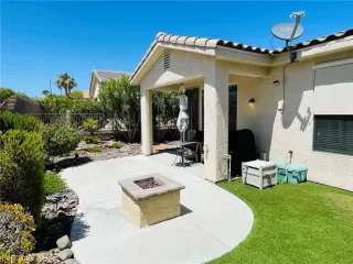 Photo #2: 2495278 Listing