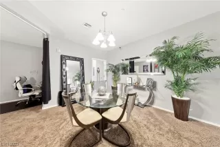 Photo #3: 2495284 Listing 