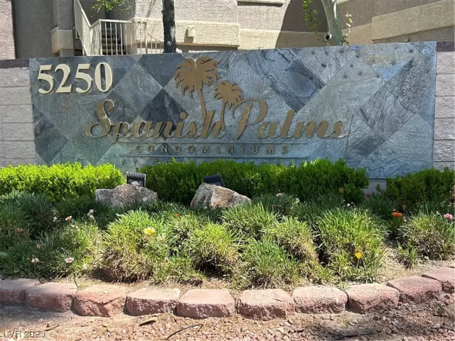 MLS: 2495326 Condo For Sale