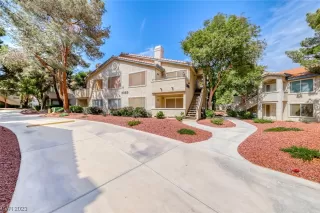 Photo #2: 2495373 Listing 