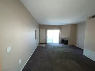 Photo #2: 2495403 Listing 