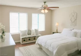 Photo #6: 2495484 Listing