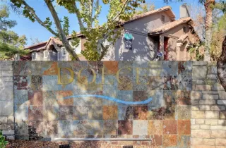 Photo #1: 2495506 Listing