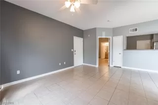 Photo #6: 2495524 Listing 