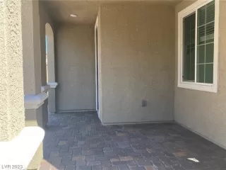 Photo #2: 2495535 Listing 